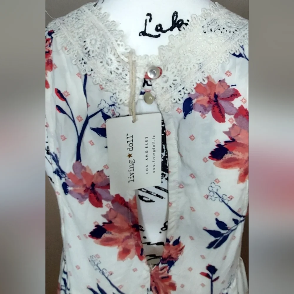 Living Doll Floral Flowy Tank-NWT - Picture 4 of 10